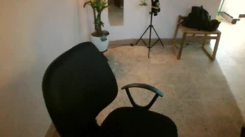 Snapshot of juan235665 chatting on June 19, 2026, 2:16 am juan235665 online show from June 19, 2026, 2:16 am