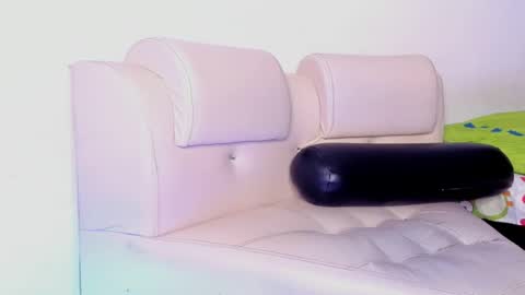 Snapshot of juan_bruce chatting on January 25, 2025, 3:30 am juan online show from January 25, 2025, 3:30 am