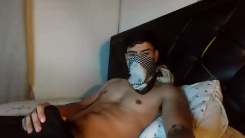 Snapshot of juan_bunny chatting on August 7, 2026, 1:57 pm lJuanl online show from August 7, 2026, 1:57 pm