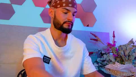 Juan Castellanos online show from September 15, 2025, 7:36 pm