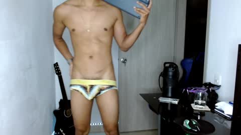JuanDa online show from February 9, 2025, 3:22 am
