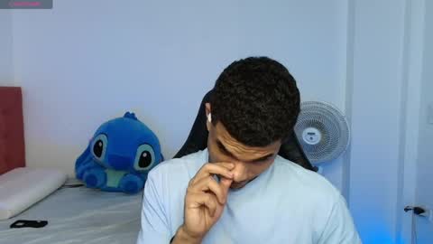 Snapshot of juan_gomez_1 chatting on May 5, 2026, 12:18 am juan_gomez_1 online show from May 5, 2026, 12:18 am