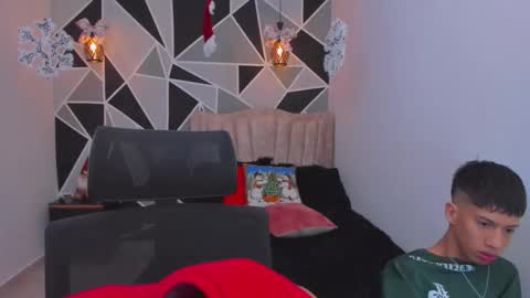 JuanSteven online show from December 14, 2025, 11:59 am