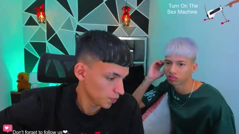 Snapshot of juan_nd_steven chatting on March 21, 2026, 4:17 am JuanSteven online show from March 21, 2026, 4:17 am