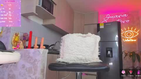 Snapshot of juana18quintero chatting on September 27, 2025, 5:56 am JUANA VALENTINA QUINTERO independent model  ONLY FANS --- Juanaquintero online show from September 27, 2025, 5:56 am