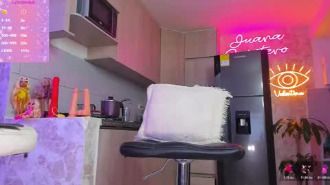 Snapshot of juana18quintero chatting on October 26, 2025, 8:09 am JUANA VALENTINA QUINTERO independent model  ONLY FANS --- Juanaquintero online show from October 26, 2025, 8:09 am