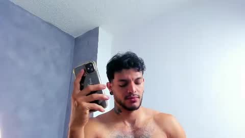 Snapshot of juanbladde chatting on June 18, 2026, 5:17 pm Juan Esteban online show from June 18, 2026, 5:17 pm