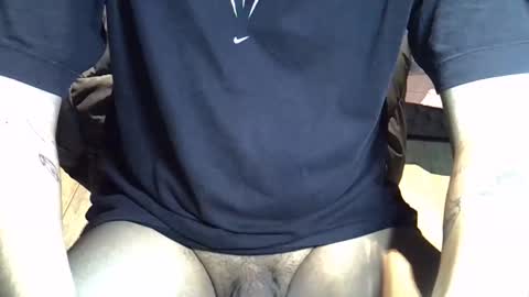 juanca_247 online show from September 17, 2025, 11:17 pm