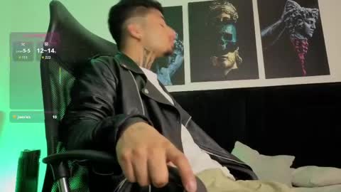 juancamilo66_ online show from April 22, 2026, 12:46 am