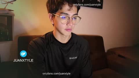 Snapshot of juancamroom chatting on November 21, 2025, 5:39 am . online show from November 21, 2025, 5:39 am