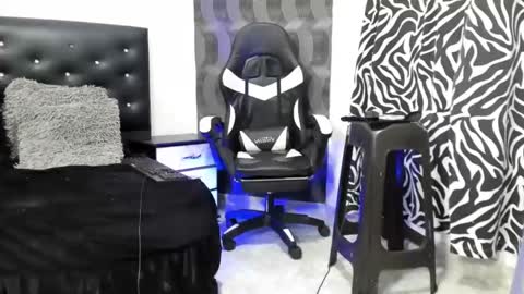 Snapshot of juandiegokingx chatting on February 14, 2025, 11:42 pm Juan Diego Uribe online show from February 14, 2025, 11:42 pm