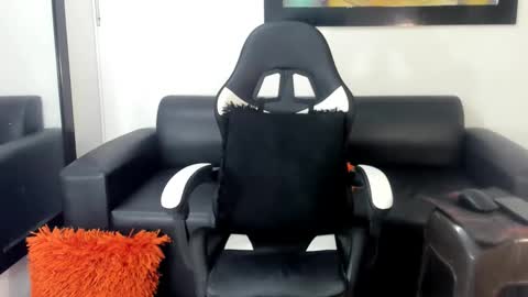 Snapshot of juandiegokingx chatting on March 8, 2025, 2:19 pm Juan Diego Uribe online show from March 8, 2025, 2:19 pm
