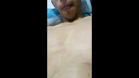 juandr27 online show from February 11, 2026, 4:06 am