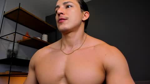 JUANDRES online show from June 14, 2026, 12:08 am
