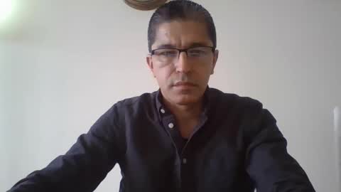 Snapshot of juanearth1 chatting on March 5, 2026, 3:19 pm juanearth1 online show from March 5, 2026, 3:19 pm