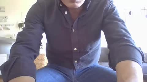 Snapshot of juanearth1 chatting on April 8, 2026, 9:15 pm juanearth1 online show from April 8, 2026, 9:15 pm
