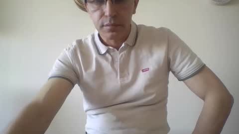 Snapshot of juanearth1 chatting on May 1, 2026, 9:08 pm juanearth1 online show from May 1, 2026, 9:08 pm
