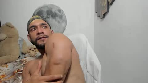 Snapshot of juanes_aristi chatting on March 12, 2026, 5:19 pm Juanes online show from March 12, 2026, 5:19 pm