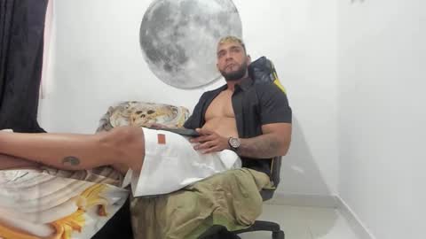 Snapshot of juanes_aristi chatting on March 23, 2026, 8:46 pm Juanes online show from March 23, 2026, 8:46 pm