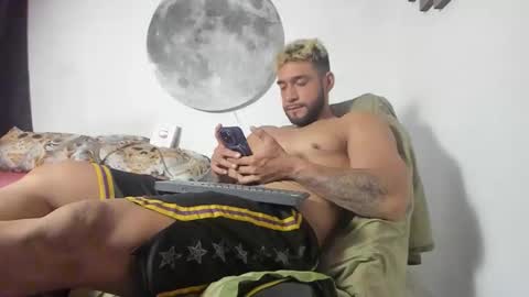 Snapshot of juanes_aristi chatting on March 29, 2026, 2:00 am Juanes online show from March 29, 2026, 2:00 am