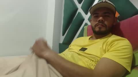 Snapshot of juanfe_style chatting on October 13, 2025, 5:51 am juanfe_style online show from October 13, 2025, 5:51 am