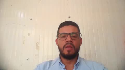 Snapshot of juanfe_style chatting on October 20, 2025, 6:19 pm juanfe_style online show from October 20, 2025, 6:19 pm