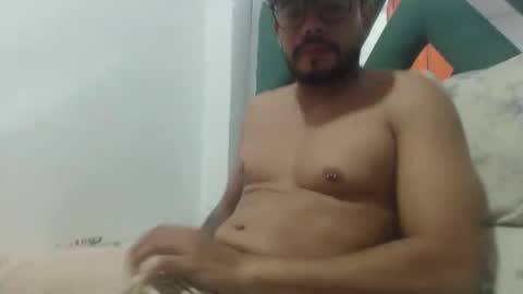 Snapshot of juanfe_style chatting on November 16, 2025, 4:07 am juanfe_style online show from November 16, 2025, 4:07 am