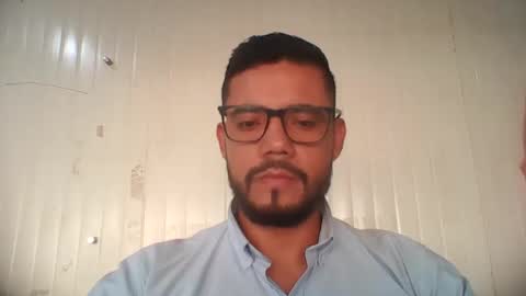 Snapshot of juanfe_style chatting on December 3, 2025, 2:59 pm juanfe_style online show from December 3, 2025, 2:59 pm