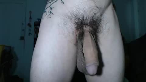 Snapshot of juanisimo_ chatting on January 15, 2025, 12:19 am JUANISIMO online show from January 15, 2025, 12:19 am