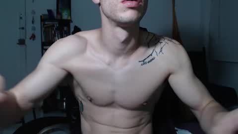 Snapshot of juanisimo_ chatting on February 19, 2025, 12:14 am JUANISIMO online show from February 19, 2025, 12:14 am