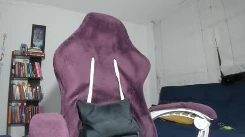Snapshot of juanisimo_ chatting on September 21, 2025, 11:28 pm JUANISIMO  online show from September 21, 2025, 11:28 pm