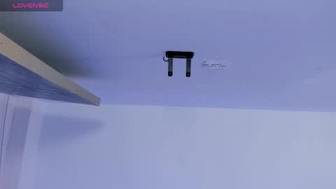 juanita__acosta online show from December 23, 2025, 4:21 am