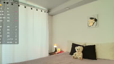 Blue online show from June 24, 2026, 5:12 pm