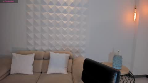 Juanita Clay online show from December 9, 2024, 12:08 pm