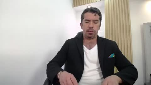 Juan k online show from May 8, 2026, 1:16 pm