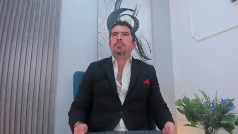 Juan k online show from May 13, 2026, 2:42 am