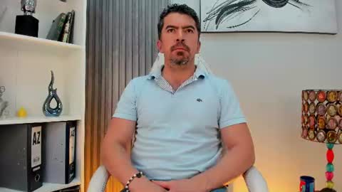 Juan k online show from June 12, 2026, 4:00 am