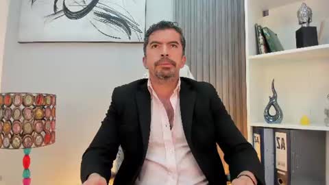 Juan k online show from June 14, 2026, 2:20 am
