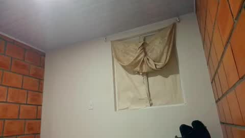 Snapshot of juankikplolol chatting on October 5, 2025, 3:05 am juankikplolol online show from October 5, 2025, 3:05 am