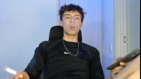 Snapshot of juanmres chatting on October 18, 2025, 3:09 am juanmres online show from October 18, 2025, 3:09 am