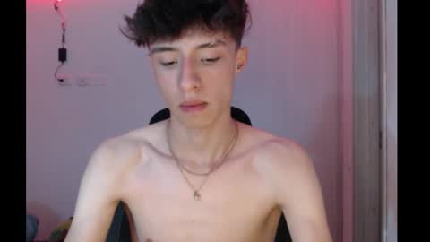 juanmres online show from November 27, 2025, 4:47 am