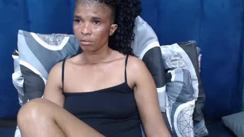 jucylipsebony online show from June 14, 2026, 9:22 am