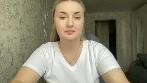 JudeValenti online show from June 17, 2026, 5:21 am
