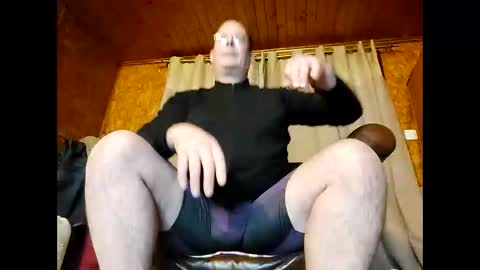 Snapshot of judojeff chatting on December 17, 2024, 8:10 pm judojeff online show from December 17, 2024, 8:10 pm