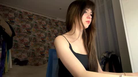 Mila online show from January 11, 2026, 2:00 pm