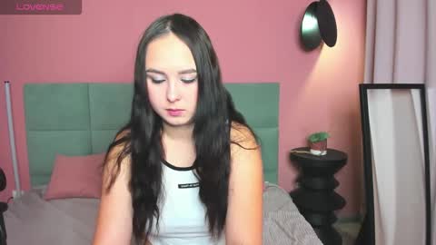 Judy online show from November 9, 2025, 1:04 am