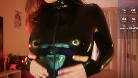 Snapshot of juelzfoxy chatting on December 2, 2024, 12:09 am Juelz  online show from December 2, 2024, 12:09 am