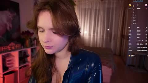 Snapshot of juelzfoxy chatting on February 18, 2025, 8:03 pm Juelz  online show from February 18, 2025, 8:03 pm