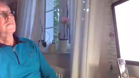 juergener342205 online show from May 6, 2026, 6:24 pm