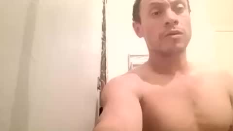 Snapshot of jugg2 chatting on November 18, 2025, 2:17 am Jugg online show from November 18, 2025, 2:17 am